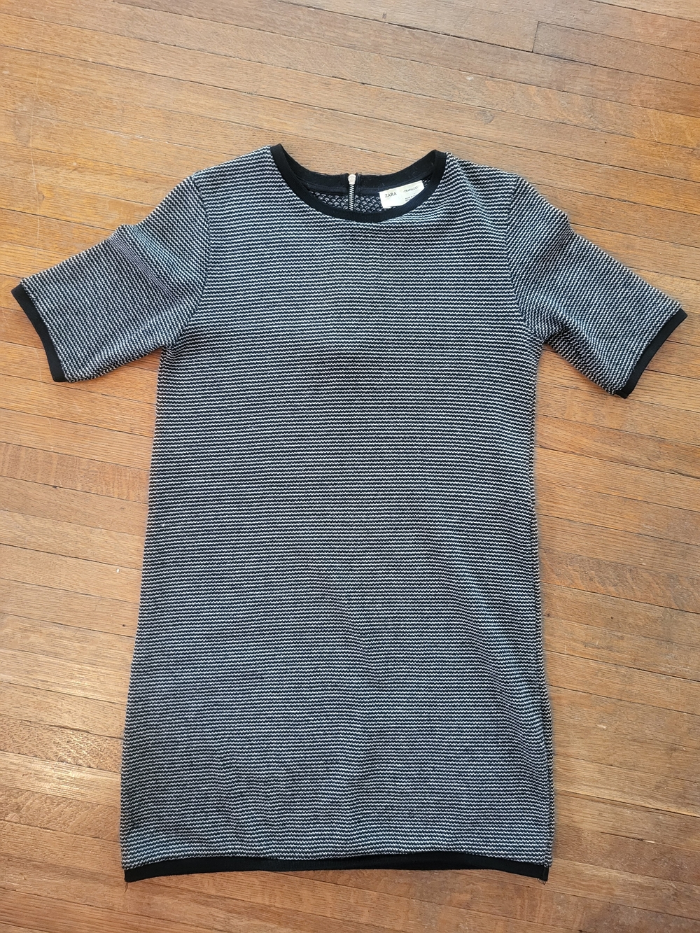 Zara Black and White Short-Sleeve Knit Tee